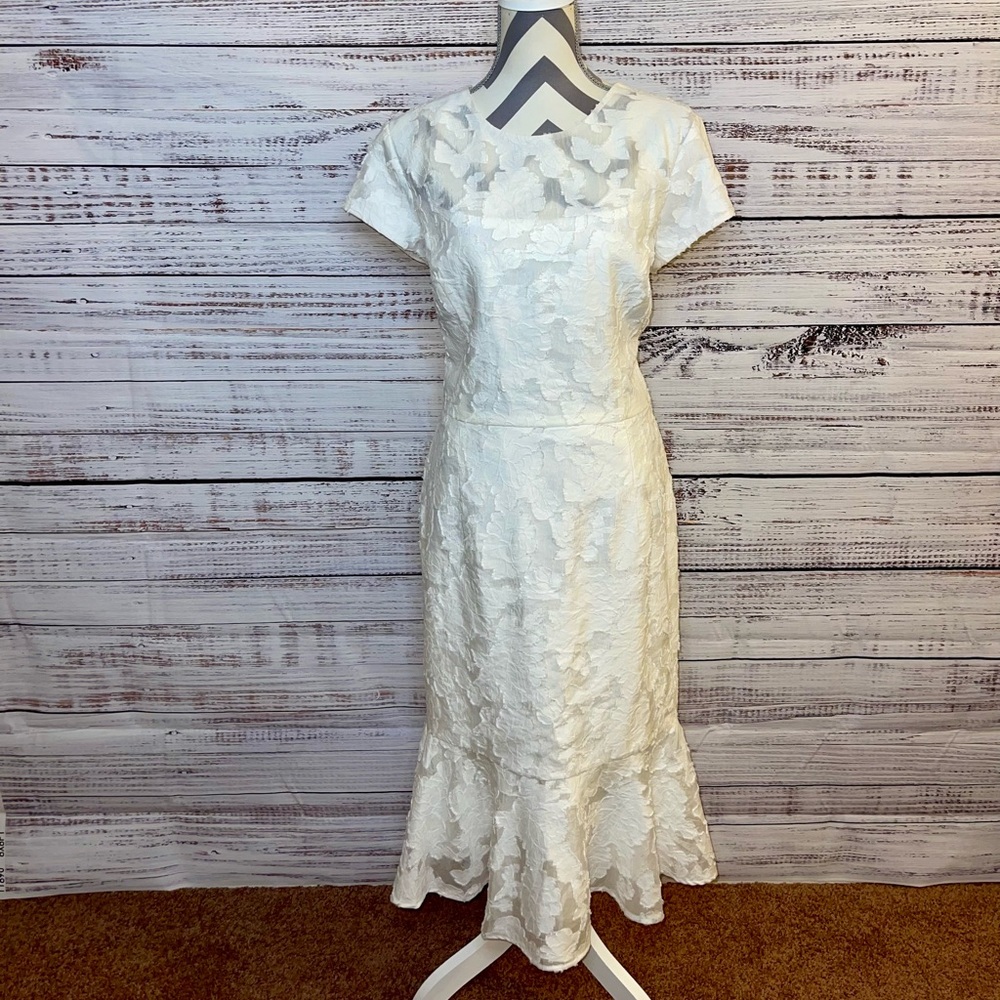 Maggy London White Lace Flare Hem Midi Dress Size  18